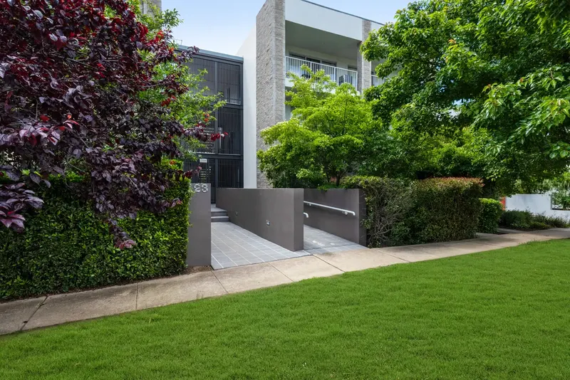 19/123 Lowanna Street, Braddon ACT 2612, photo 10