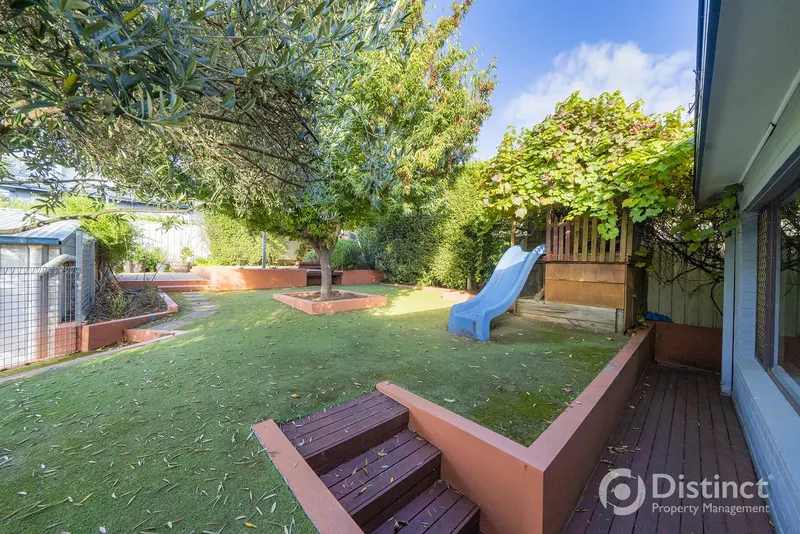 80 Walker Crescent, Narrabundah, photo 11