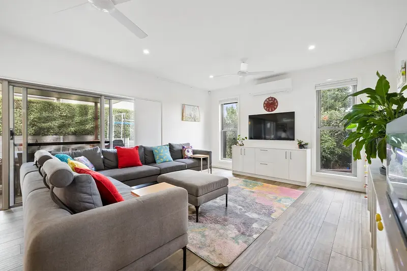 6 Mcgowan Crescent, Googong, photo 2