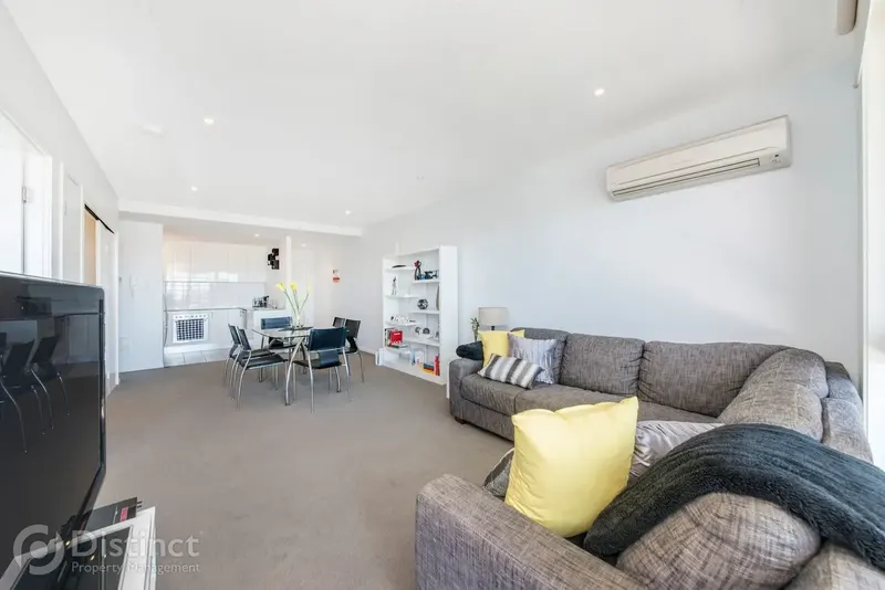 9/54 Ernest Cavanagh Street, Gungahlin, photo 5