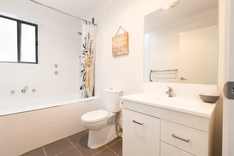 32 Isbister Street, Macgregor, photo 9