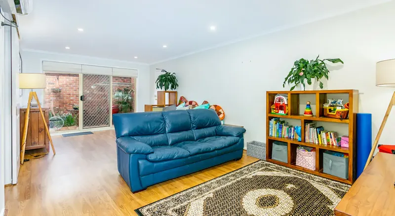 2/44 Jerrabomberra Avenue, Narrabundah, photo 7