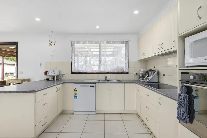 16 Glenelg Street, Kaleen ACT 2617, photo 2