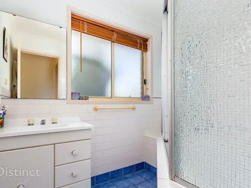 11 Lingiari Court, Ngunnawal, photo 7