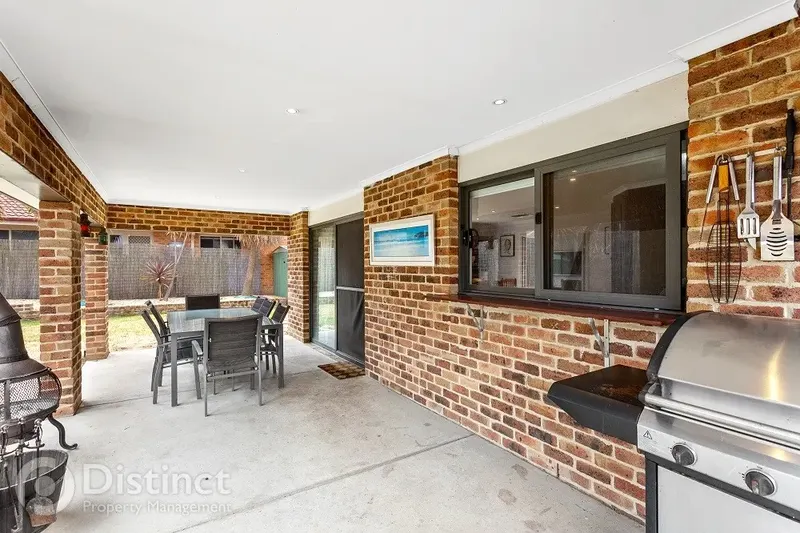 18 Hanrahan Crescent, Dunlop, photo 15