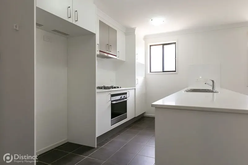 108 Burrumarra Avenue, Ngunnawal, photo 3
