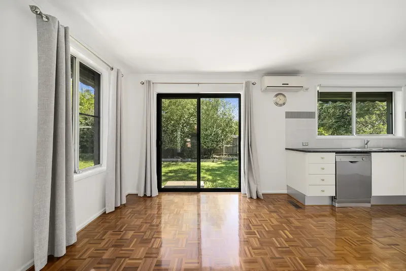 13 Fuhrman Street, Evatt, photo 2