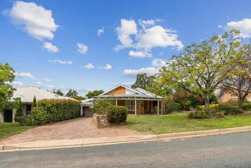 15 Allwood Street, Chifley ACT 2606, photo 18