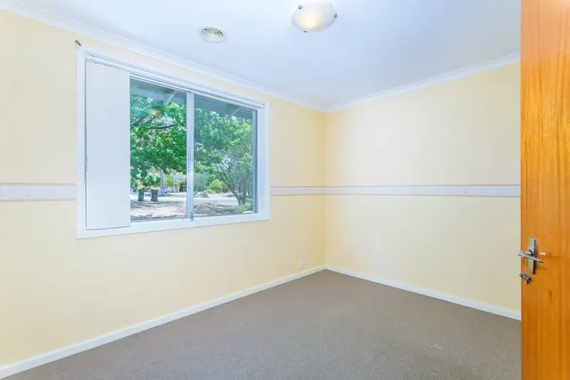 8 Belconnen Way, Page, photo 7