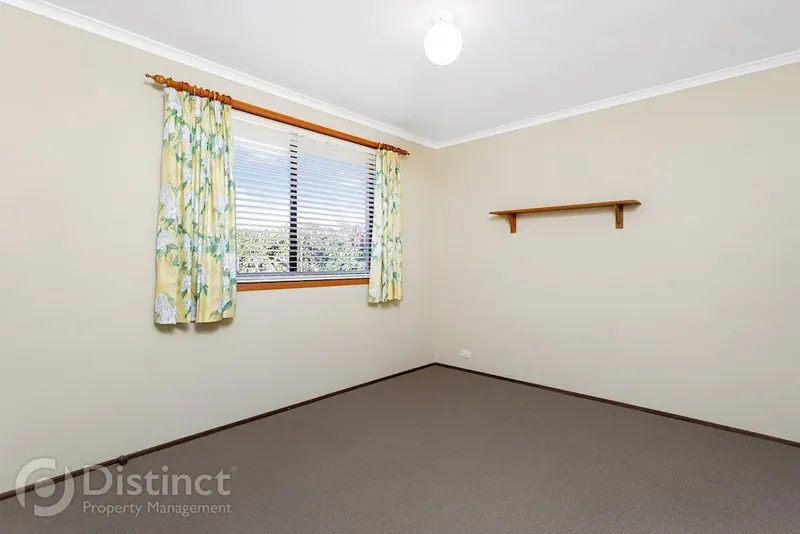 40 Chataway Crescent, Fadden, photo 10