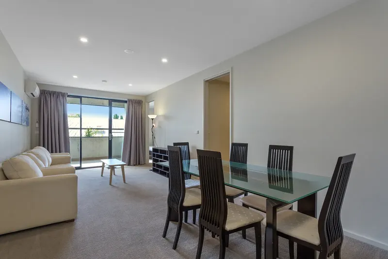 11/77 Leichhardt Street, Kingston