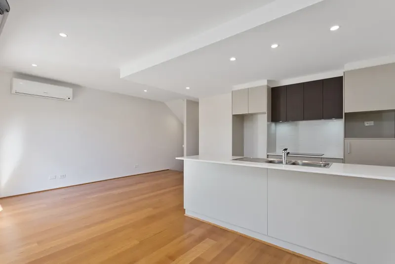 10/101 Eggleston Crescent, Chifley, photo 3