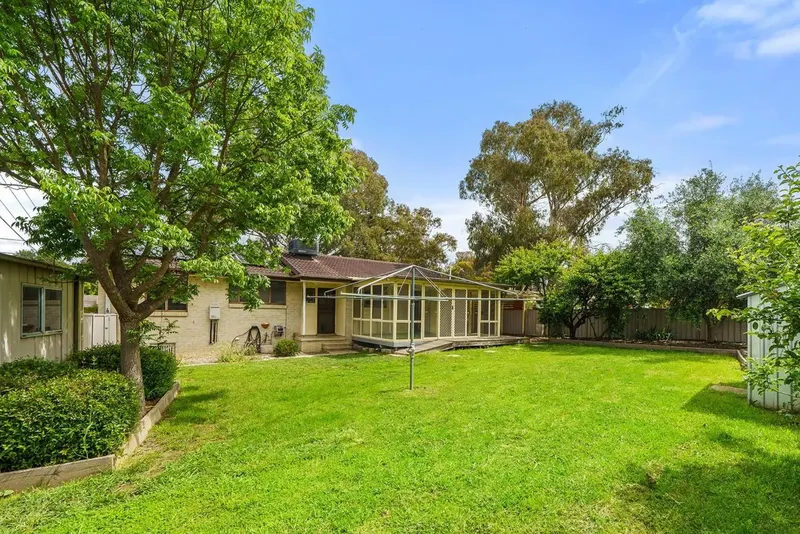 54 Castley Circuit, Kambah