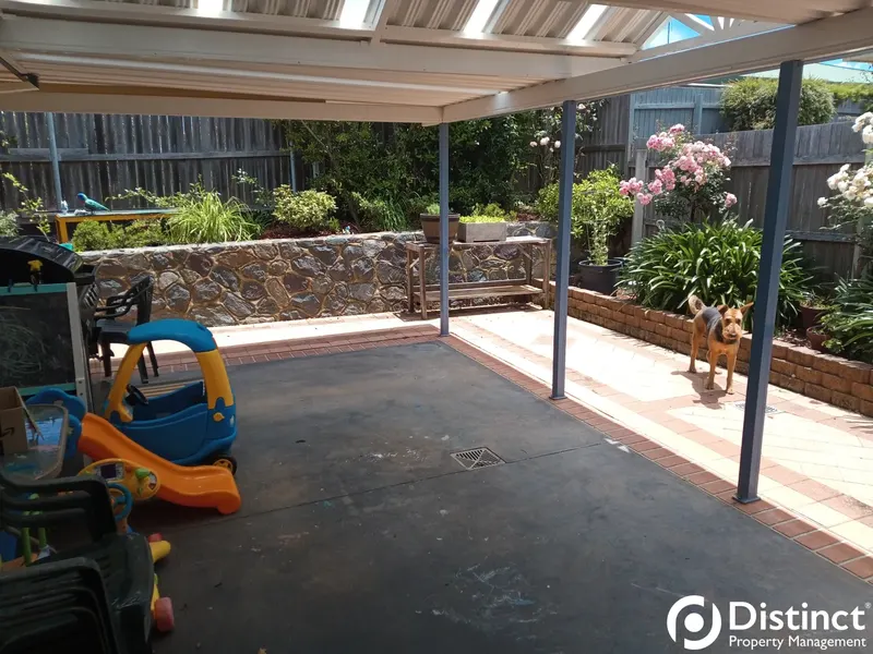 20 Auburn Street, Amaroo, photo 13