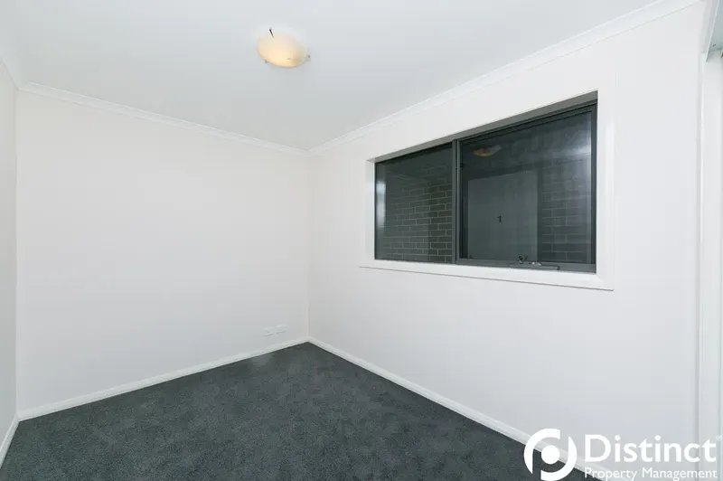 2/60 John Gorton Drive, Coombs, photo 3