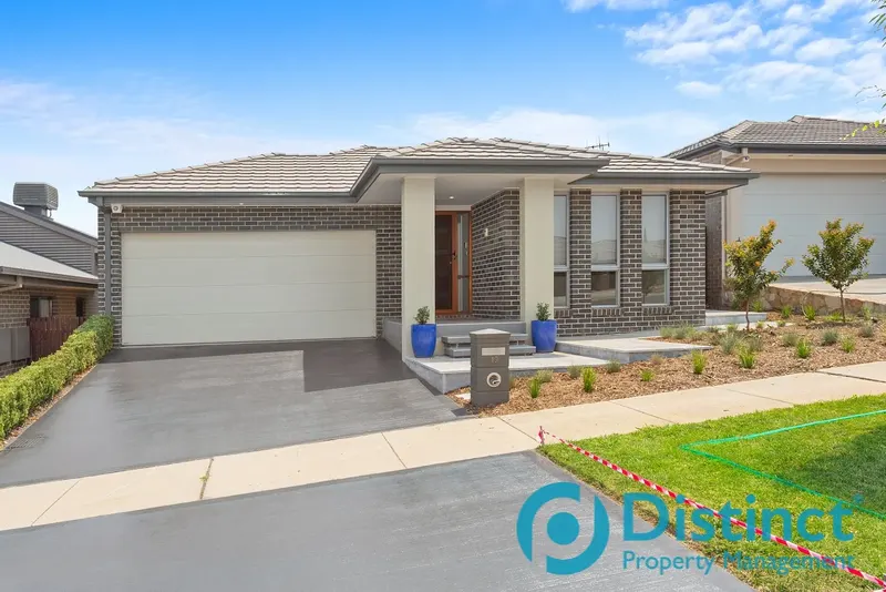 19 Bott Crescent, Casey, photo 1