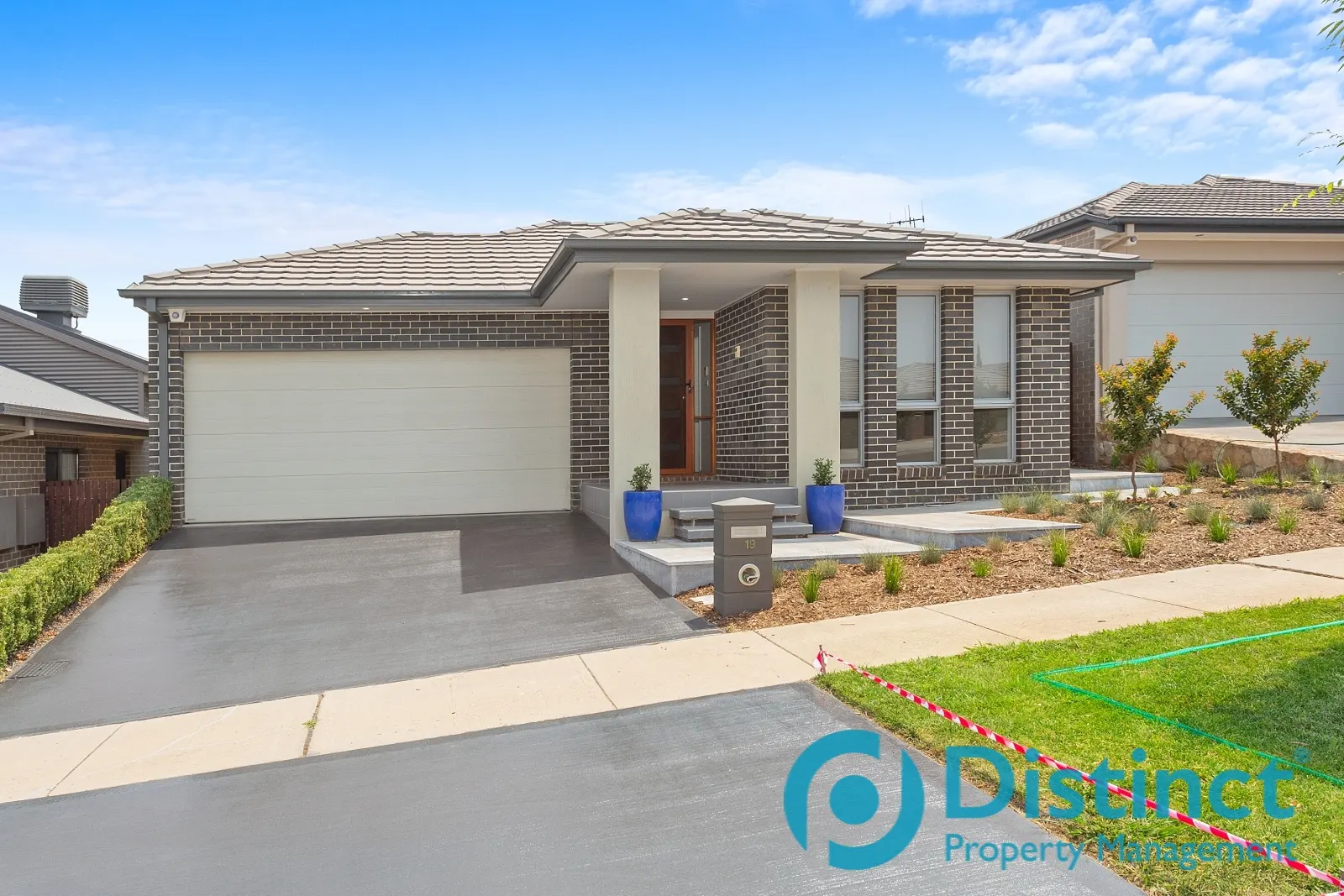 19 Bott Crescent, Casey, photo 1