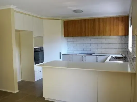 25 Frater Crescent, Lyneham, photo 2