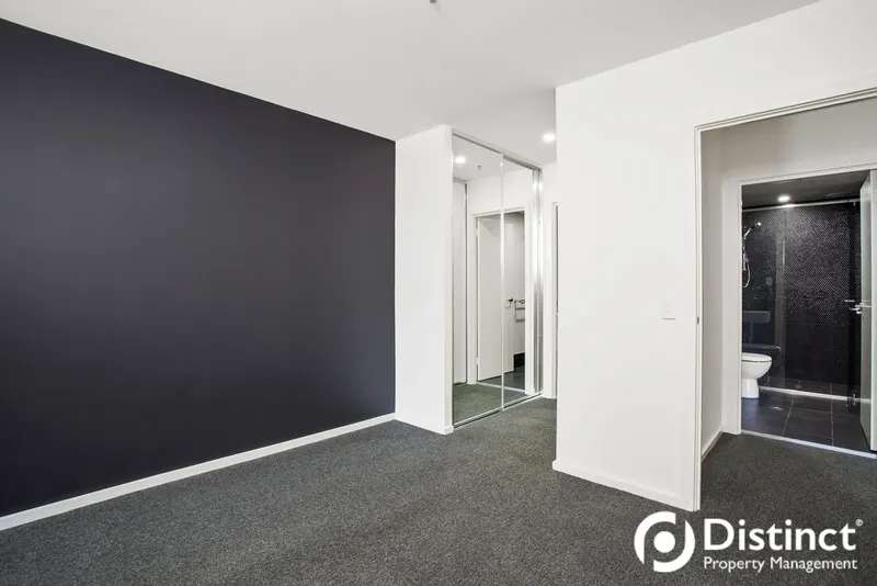 1110/120 Eastern Valley Way, Belconnen, photo 8