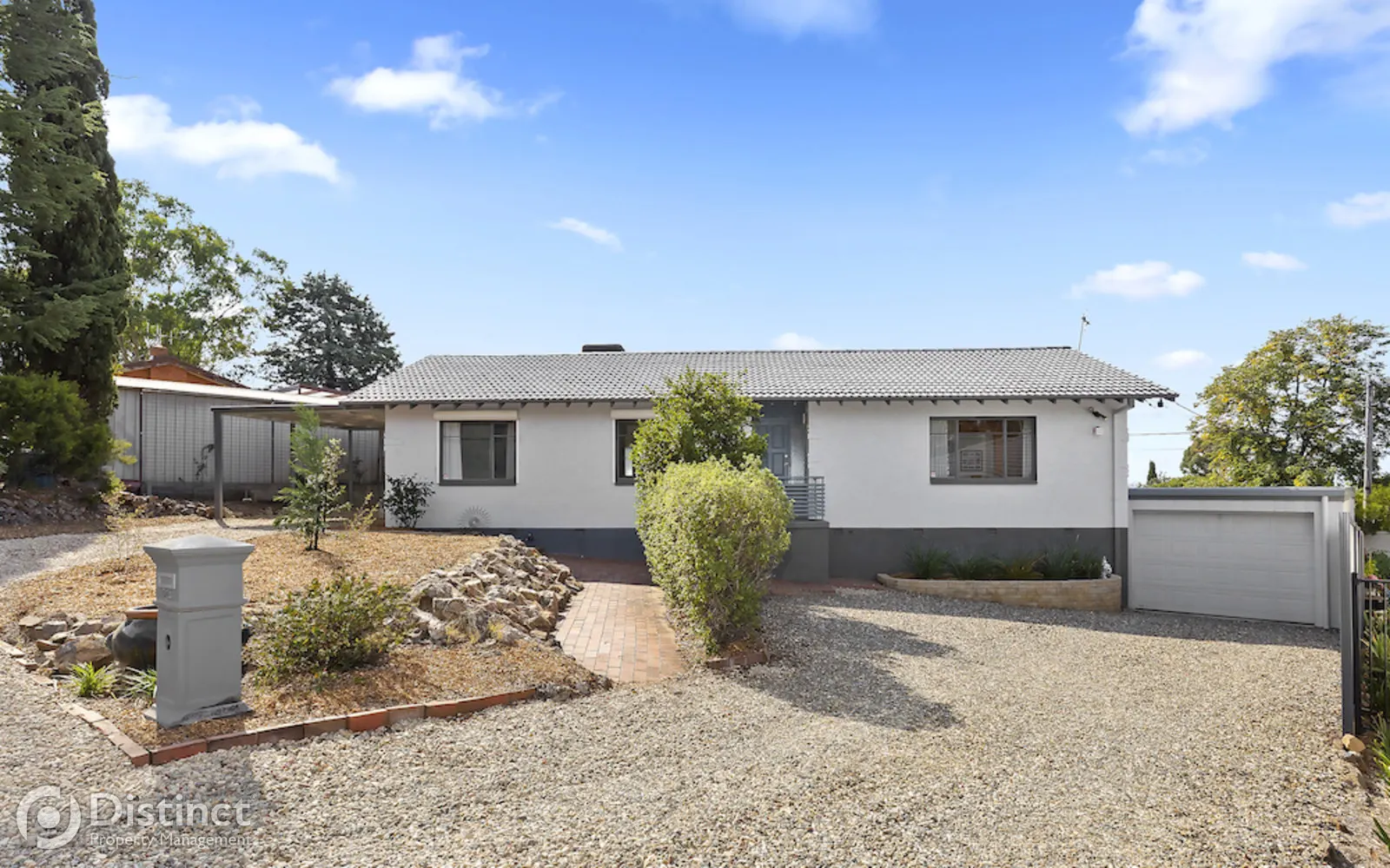 26 Gledden Street, Chifley, photo 1