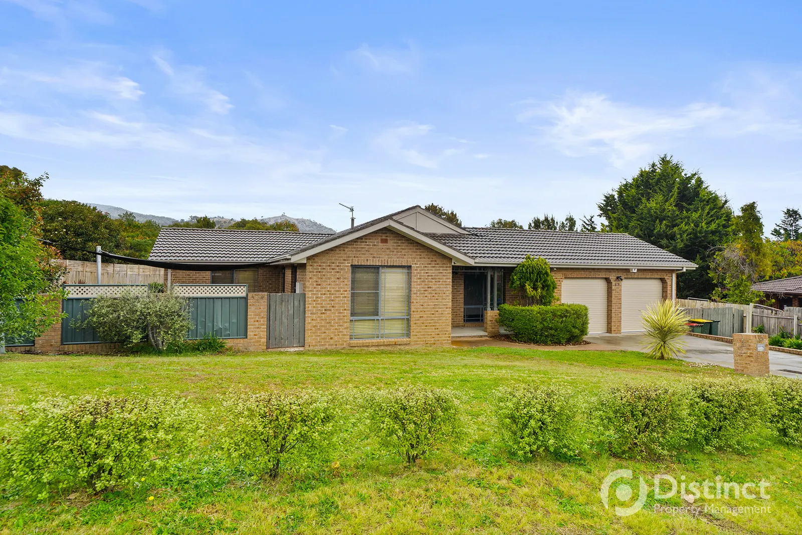 33 Dobell Circuit, Conder, photo 1