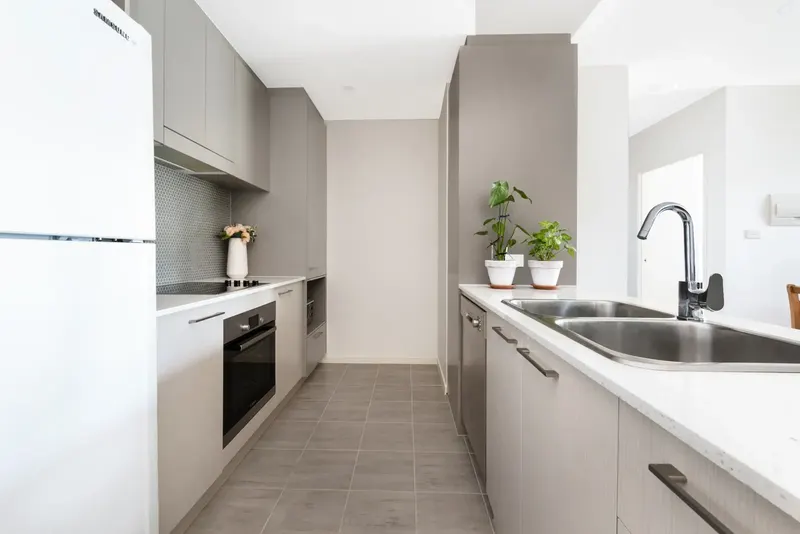 193/7 Irving Street, Phillip, photo 5