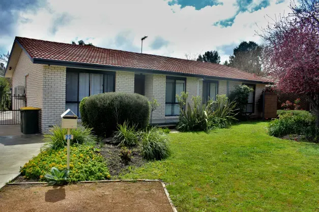 22 Kneeshaw Street, Monash