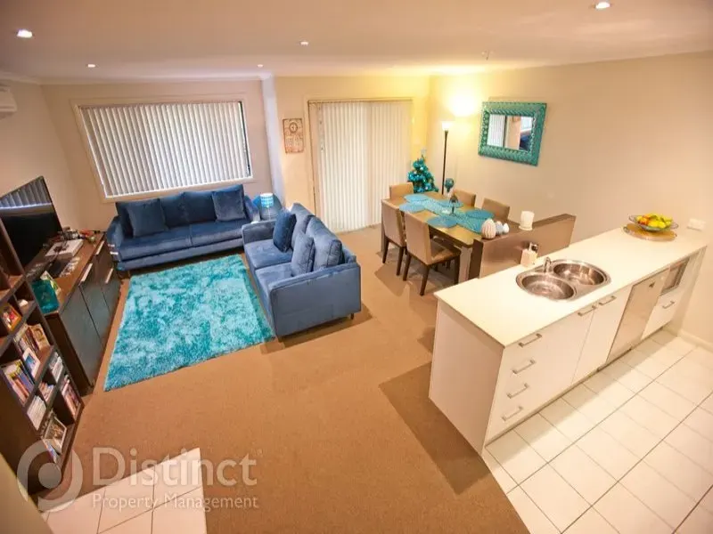 13/114 Athlon Drive, Greenway, photo 4