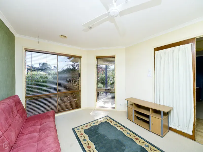 5 Cashion Court, Dunlop, photo 4