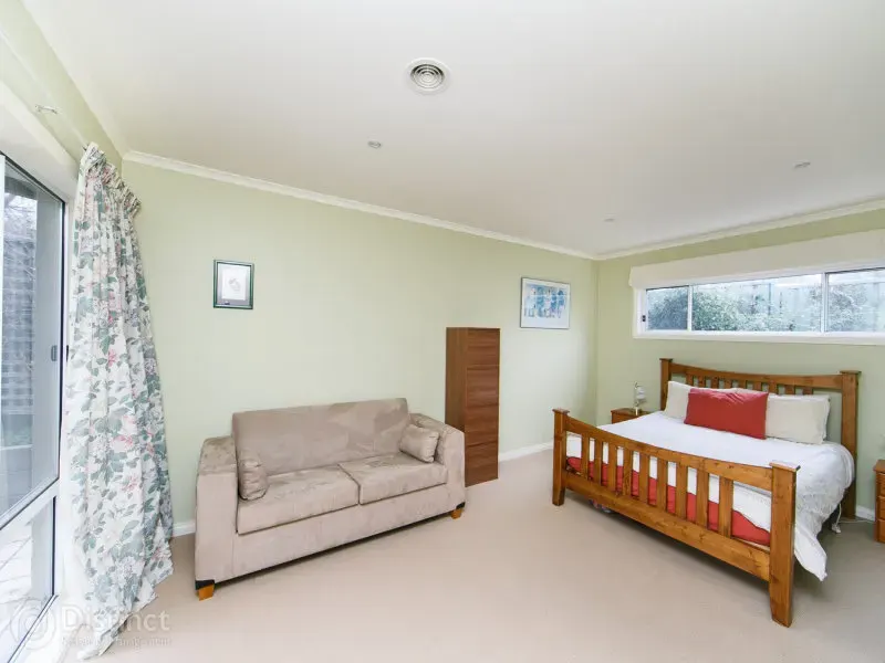 6 Cordeaux Street, Duffy, photo 6