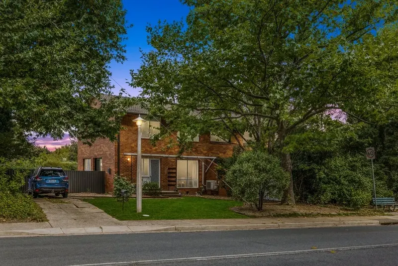 6 Madigan Street, Hackett, photo 15
