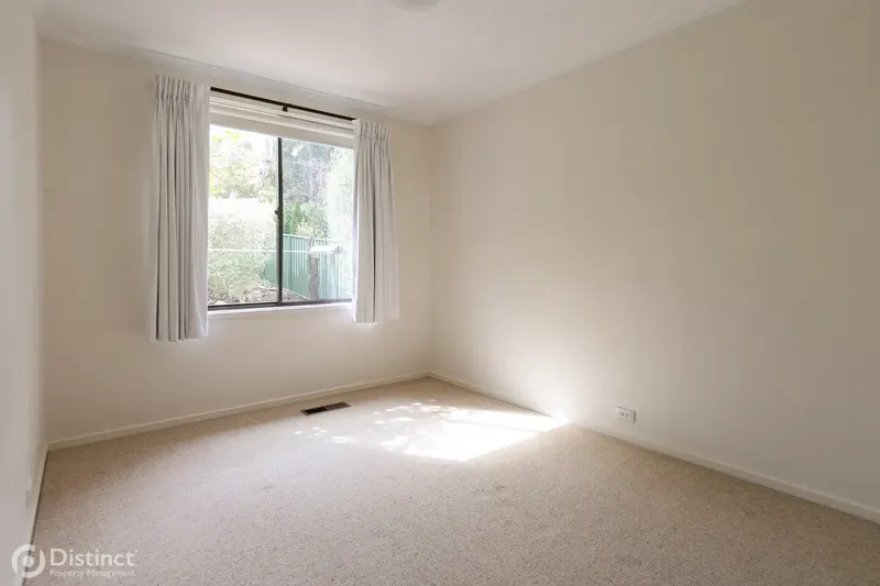5 Simon Place, Kambah, photo 11