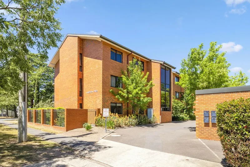 27/22 Leichhardt Street, Griffith, photo 11