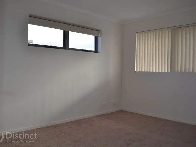 33/75 Elizabeth Jolley Crescent, Franklin, photo 6