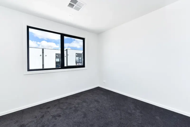 40/18 Cornelius Street, Coombs ACT 2611, photo 5