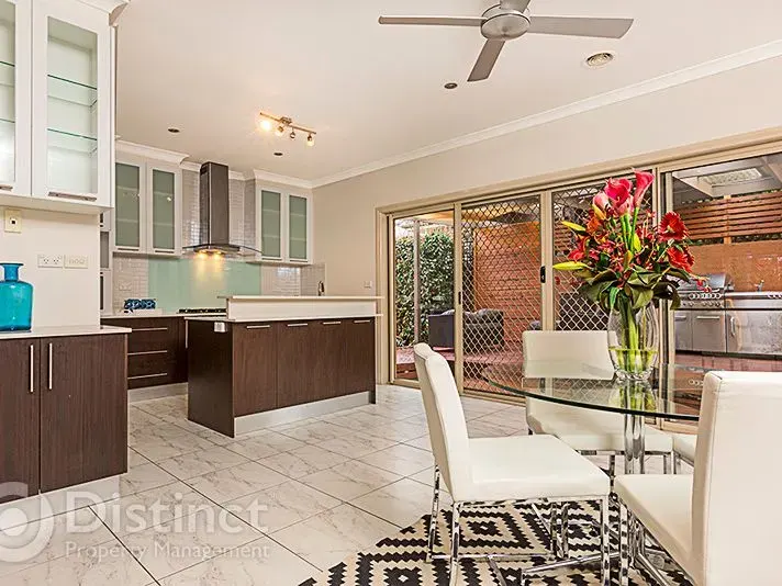 4 Menzel Crescent, Dunlop, photo 3