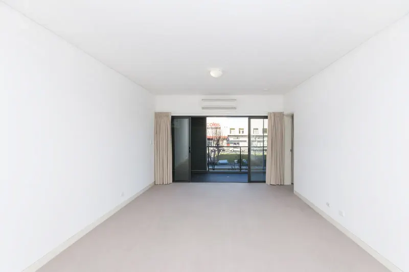 B109/100 Gungahlin Place, Gungahlin, photo 4