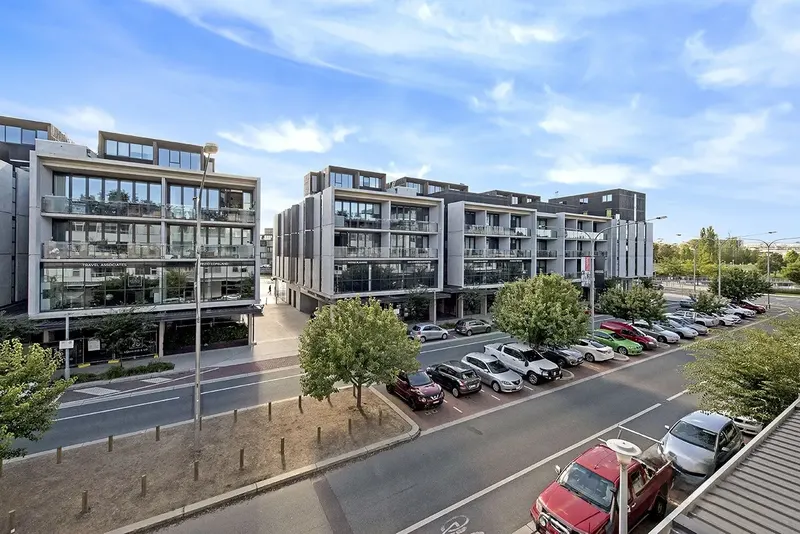 116/50 Eastlake Parade, Kingston