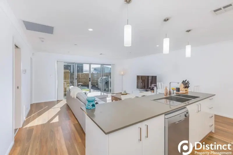 6 Alan Watt Crescent, Casey, photo 3