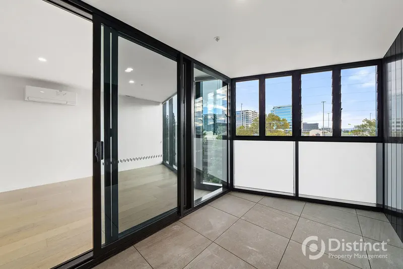 523/81 Cooyong Street, Reid, photo 13