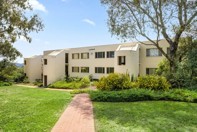 2/27 Leahy Close, Narrabundah, photo 3