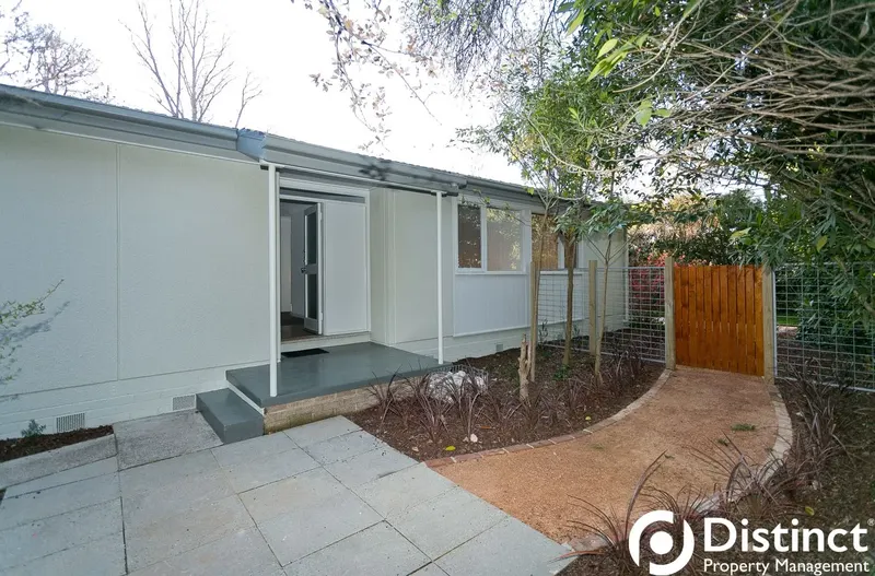 77 Dooring Street, Dickson, photo 2