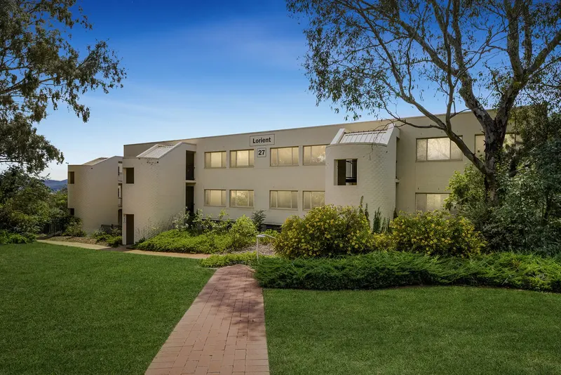 2/27 Leahy Close, Narrabundah