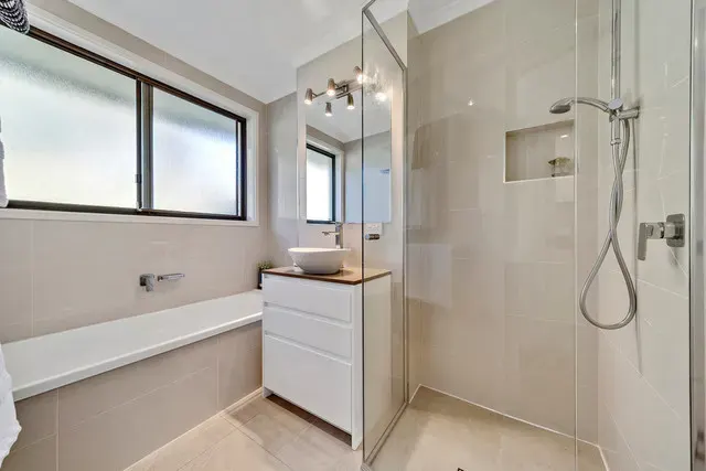 5 Teague Street, Cook, photo 8