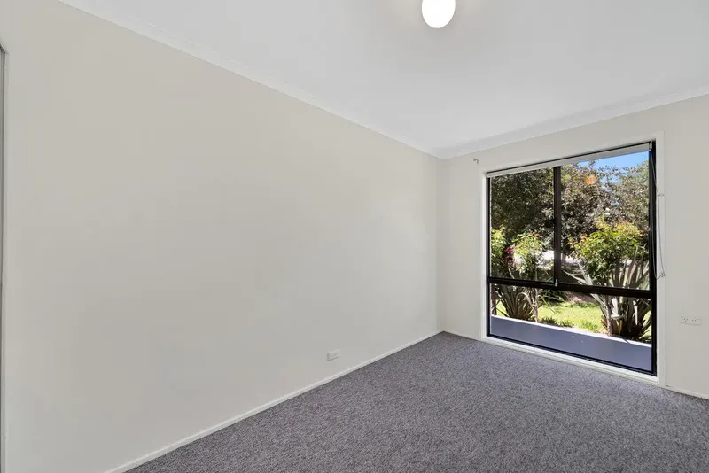 22 Kneeshaw Street, Monash, photo 7