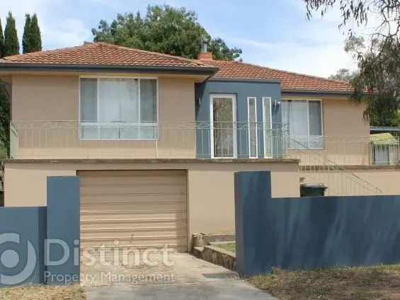 5 Atholbar Way, Karabar