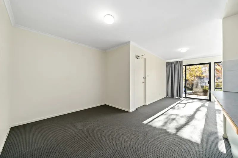 39/10 Ovens Street, Griffith, photo 3