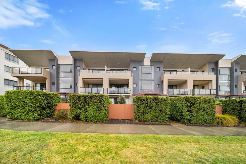 16/1 Drew Street, Greenway, photo 12