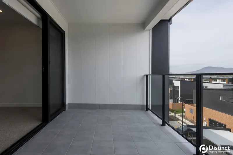 67/45 Athlon Drive, Greenway, photo 13
