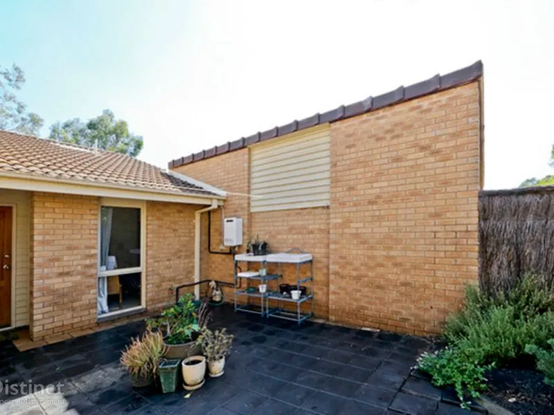 13 Strong Place, Belconnen, photo 1